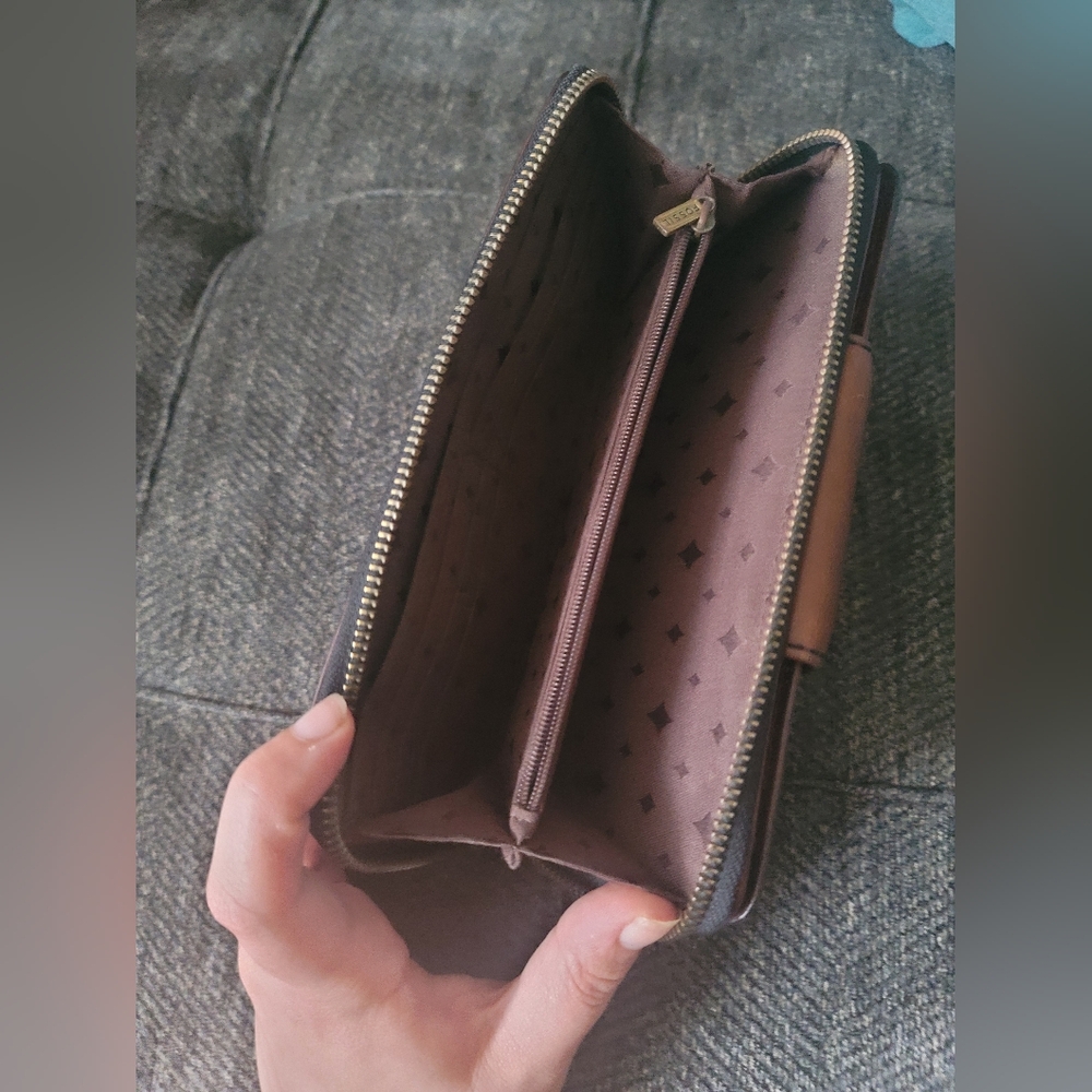 Fossil Vintage Chocolate Leather Wallet - Picture 5 of 9